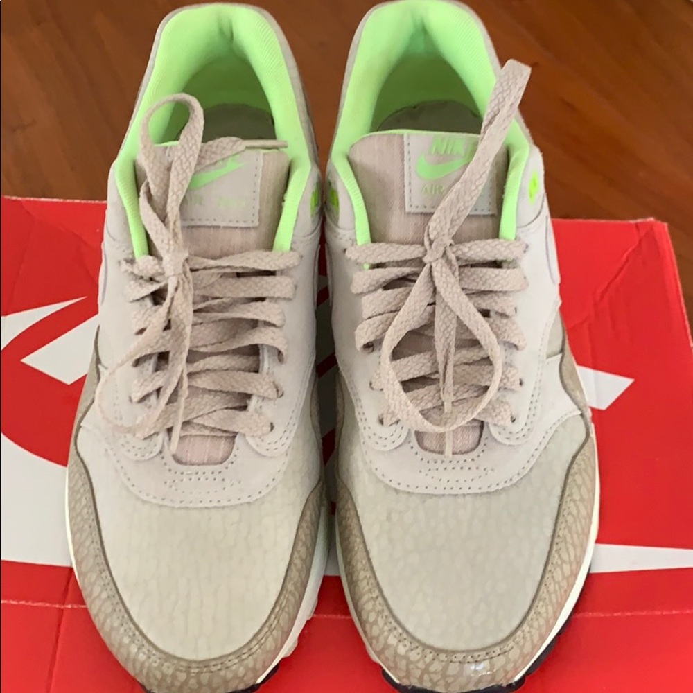 Men’s Nike Air Max I Safari String Shoes